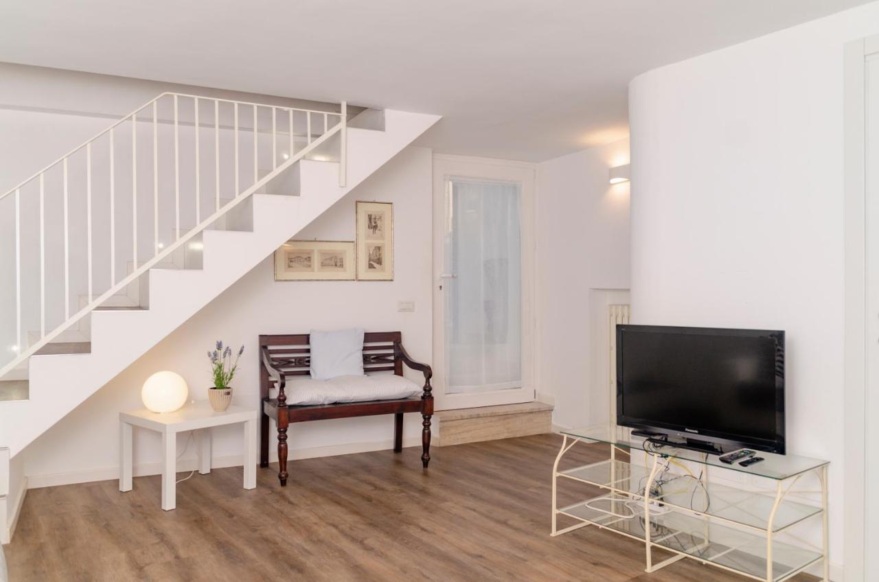 Apulialux Panta Rei Luxury House Nel Centro Storico Apartment Altamura Ngoại thất bức ảnh